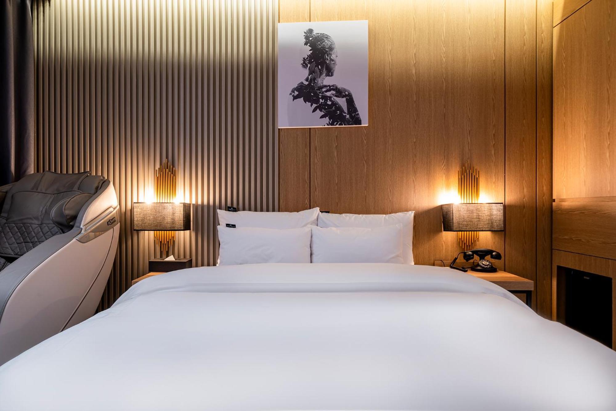 Urban Brown Hotel Chungju City Hall Buitenkant foto